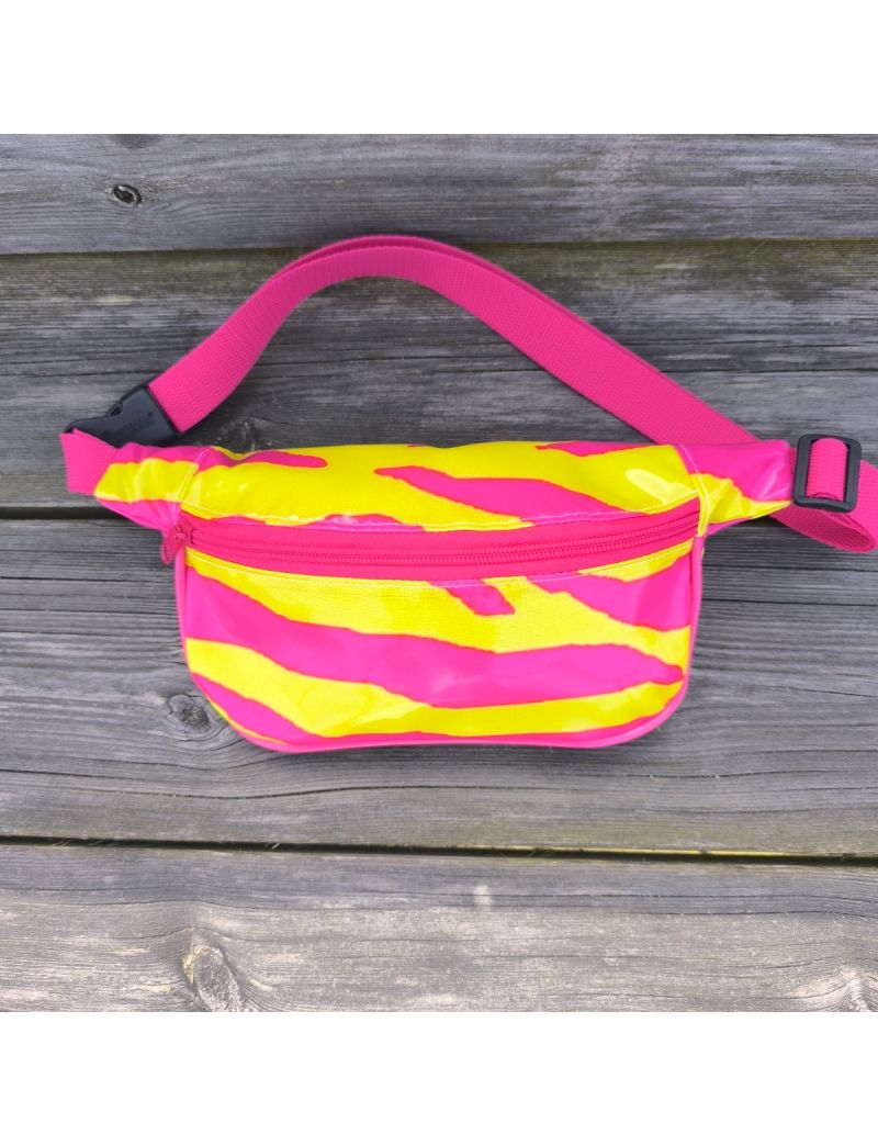 Bolsa de cintura Neon Zebra (Rosa e Amarelo) em rosa e amarelo vibrante, com fecho e al&ccedil;a ajust&aacute;vel