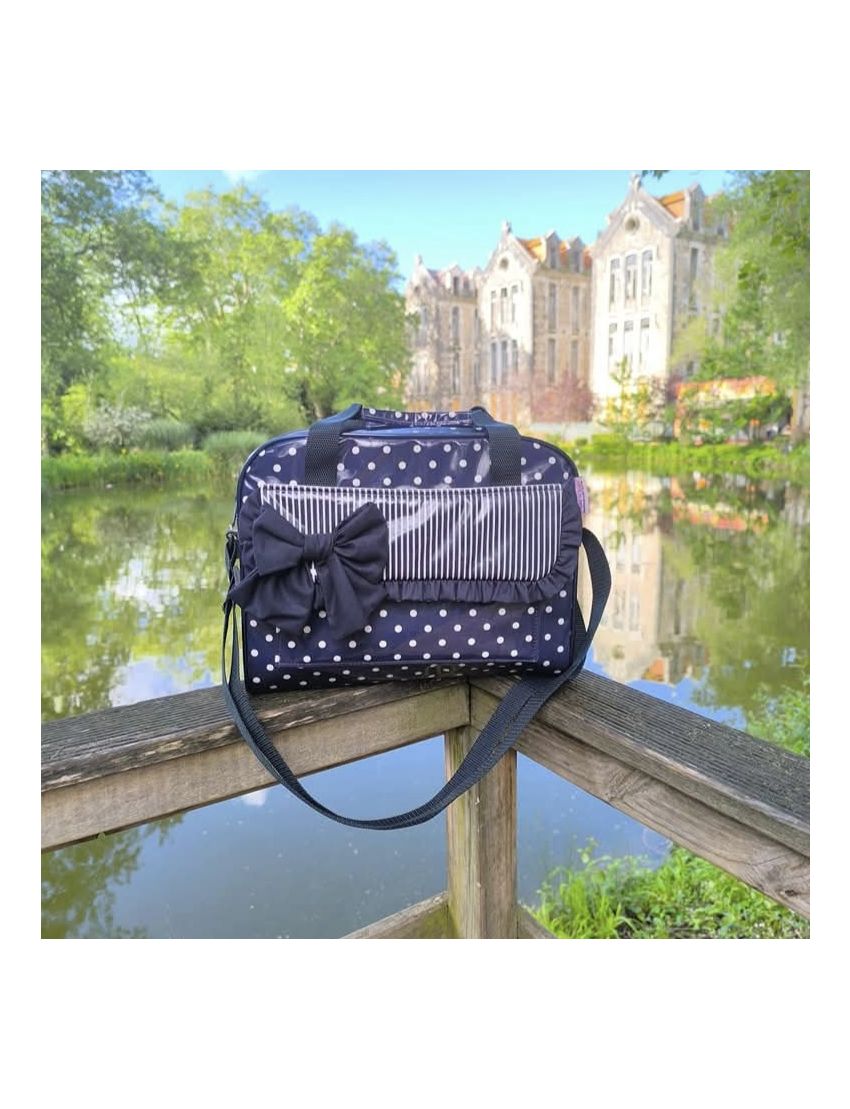 Lancheira azul com folho e laço