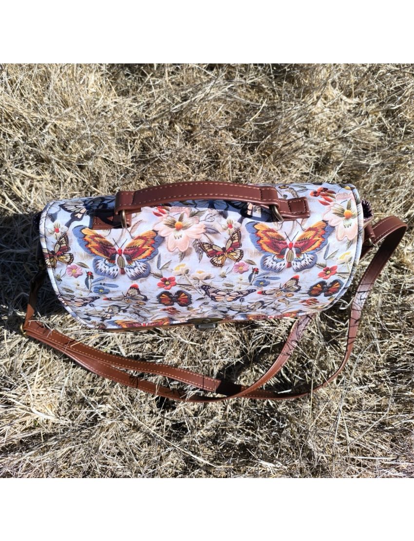 Mala Senhora - Butterflies