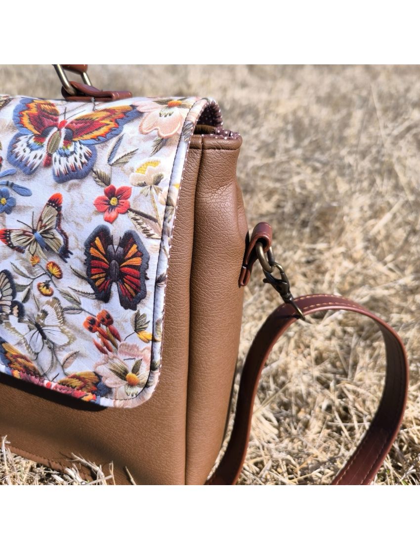 Mala Senhora - Butterflies