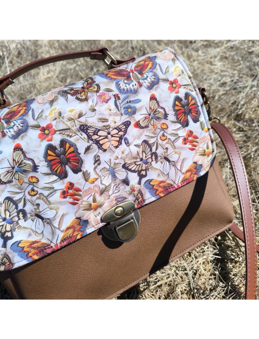 Mala Senhora - Butterflies