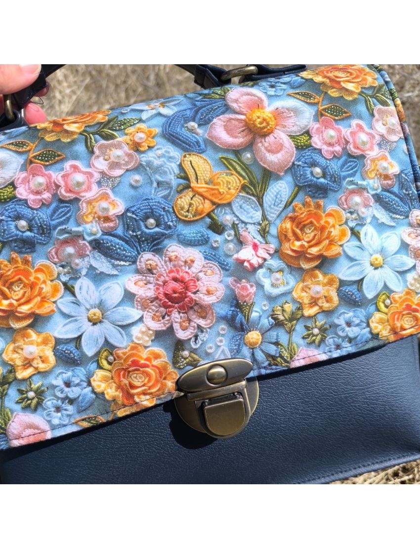 Mala Senhora - Flores 3D