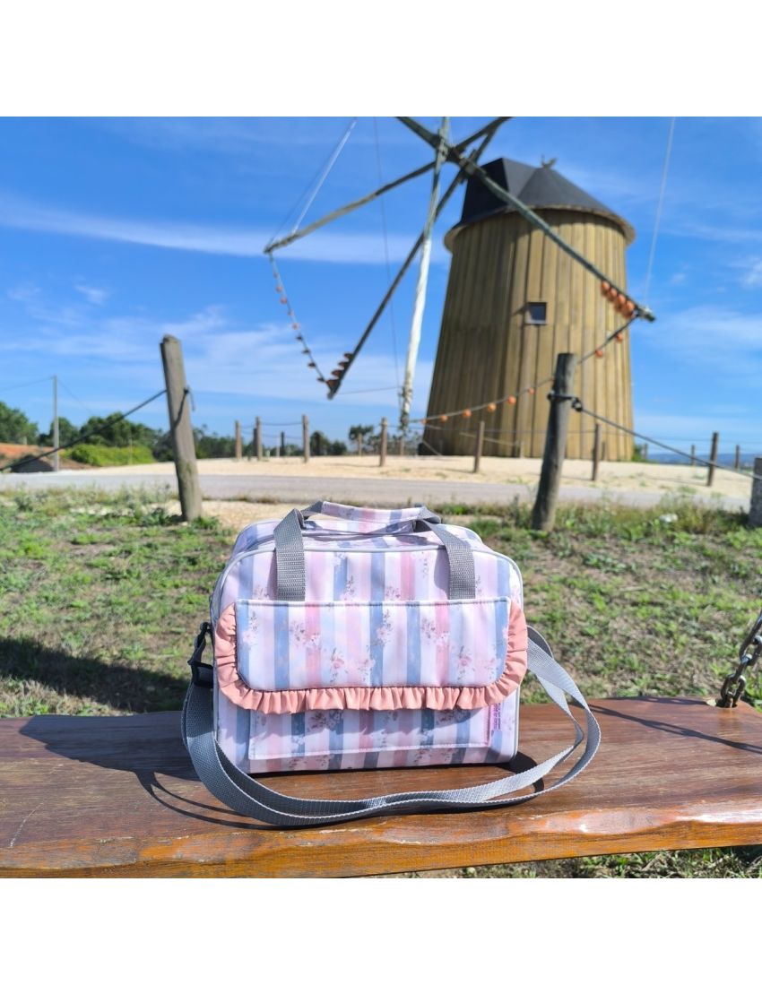 Lancheira - Flores Delicadas