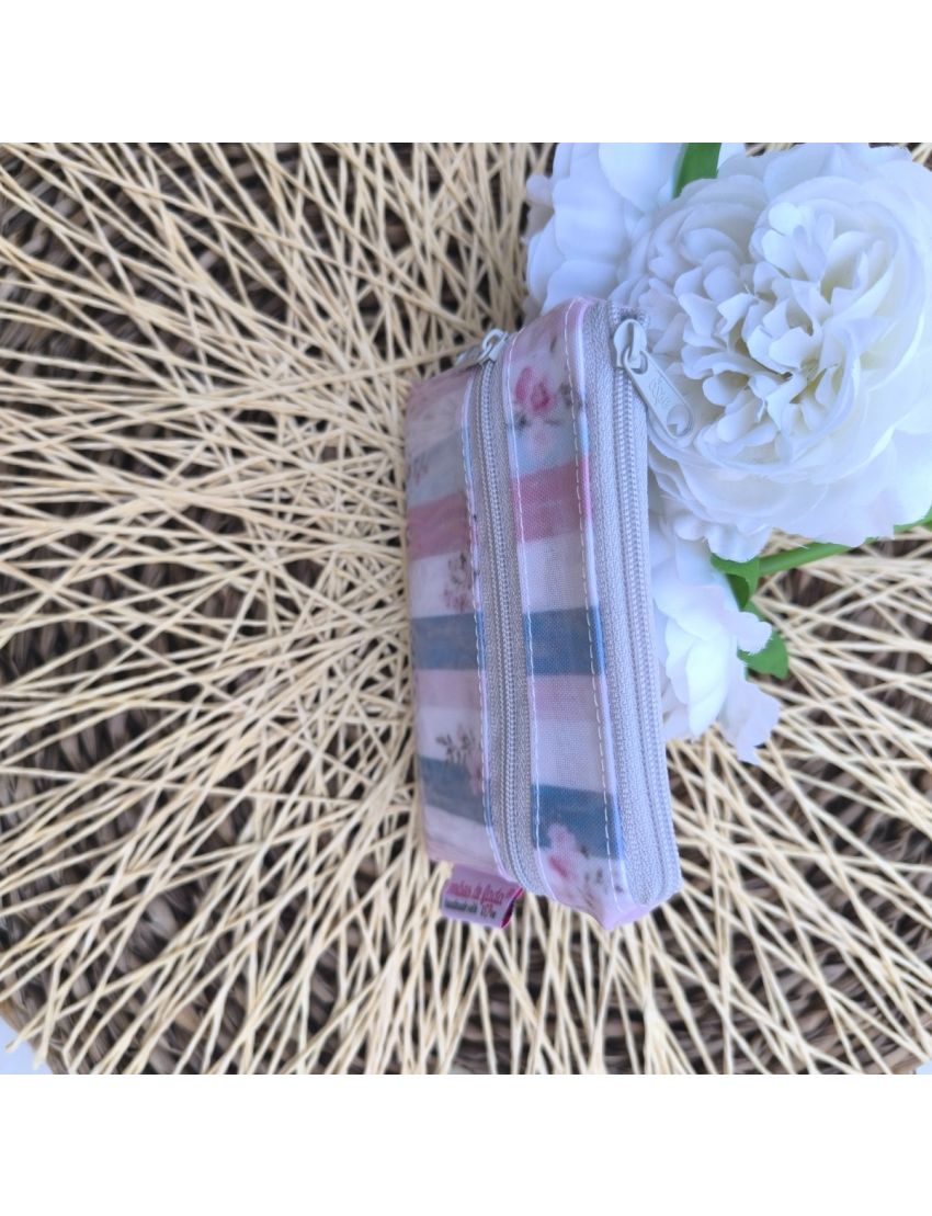 Porta-moedas - Flores Delicadas