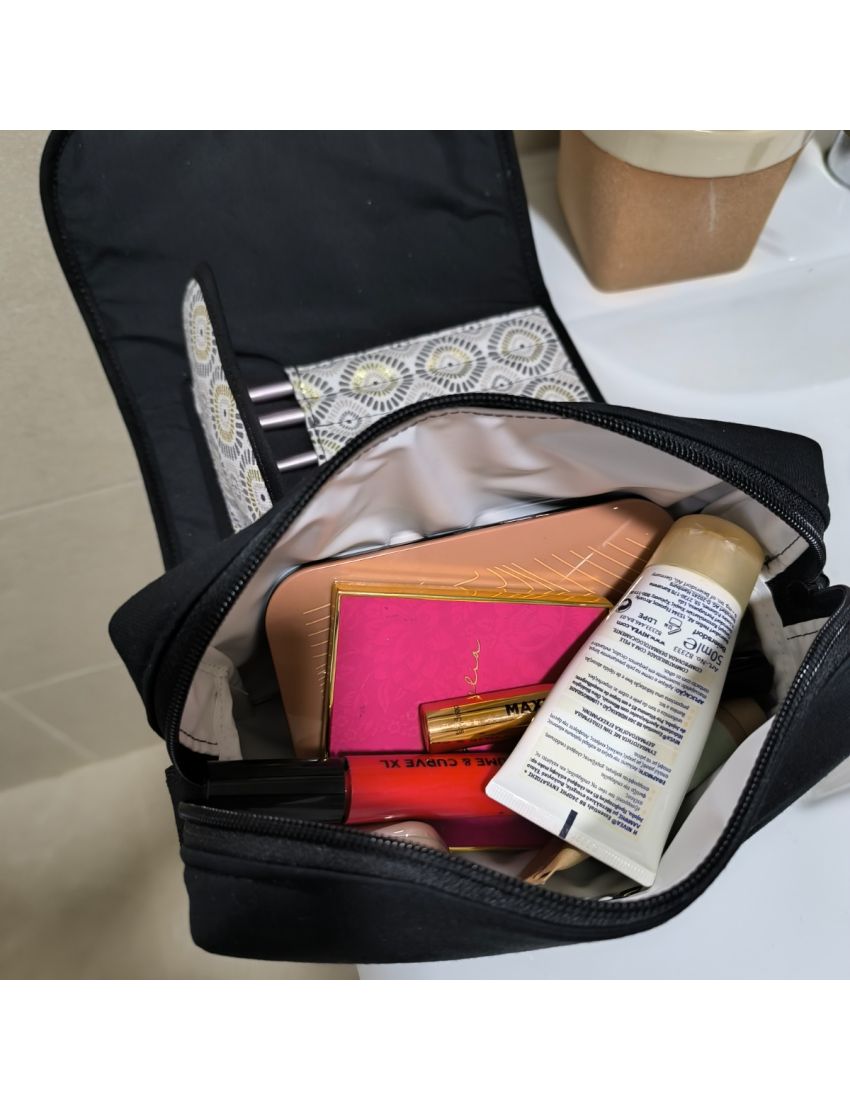 Bolsa Maquilhagem - Preta 