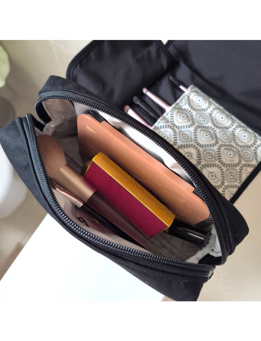 Bolsa Maquilhagem - Preta / Prateado 