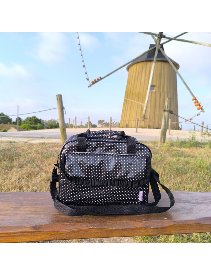 Lancheira preta com bolinhas brancas