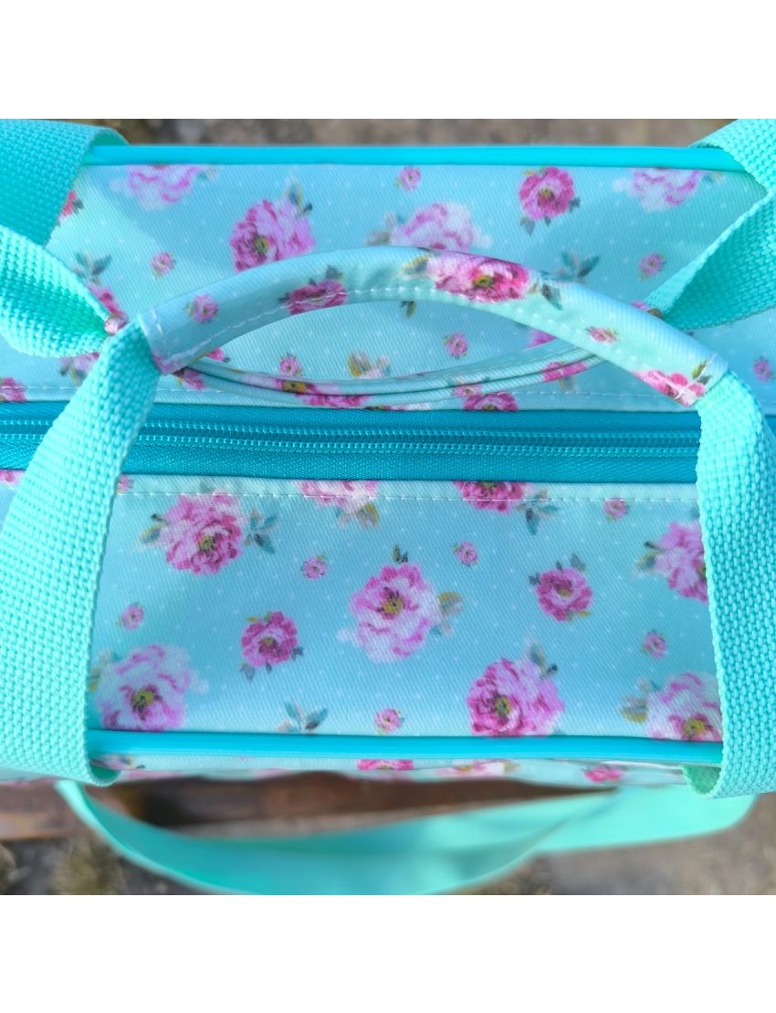 Lancheira verde água com flores 