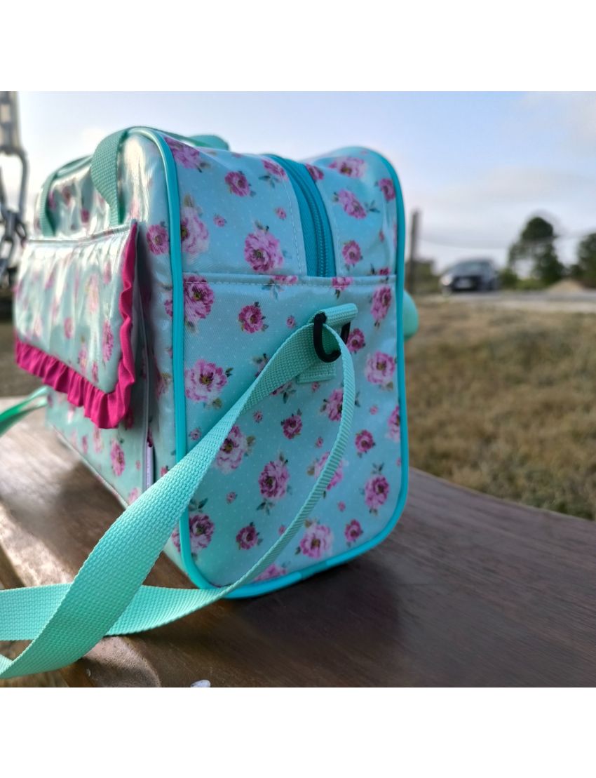 Lancheira verde água com flores 