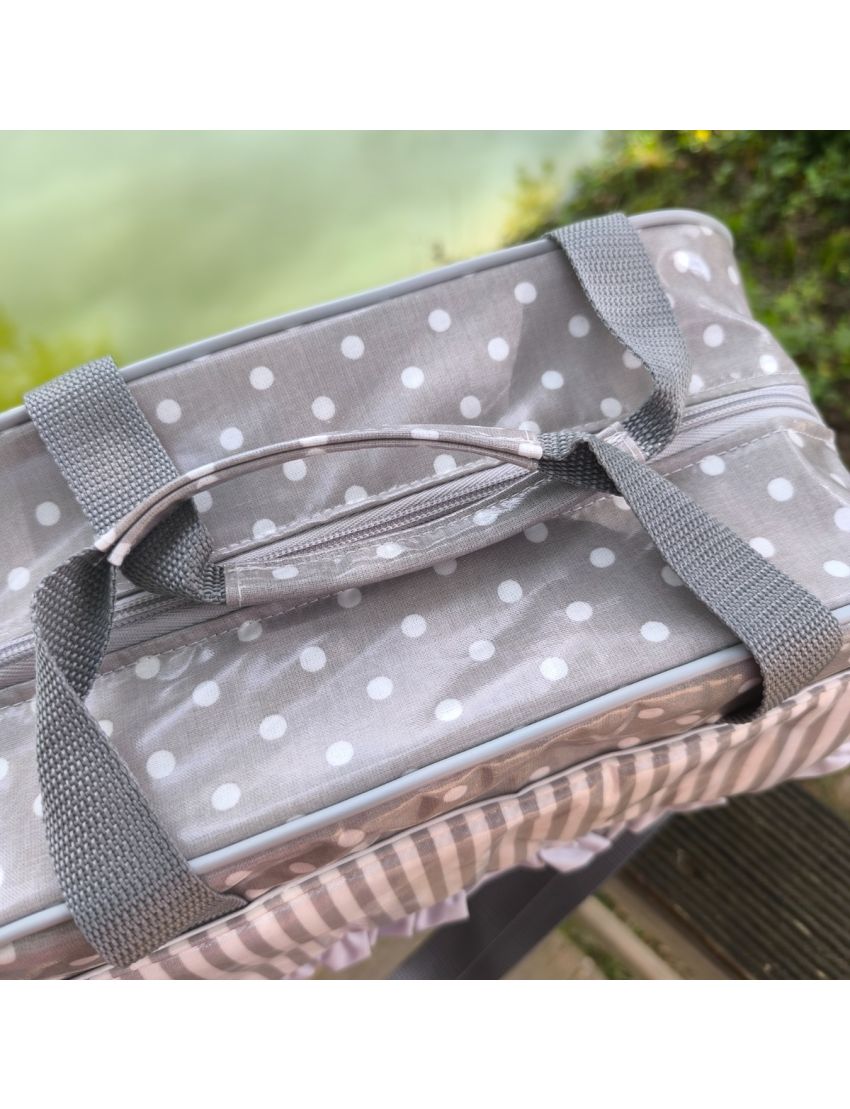 Lancheira com bolas e riscas cinza