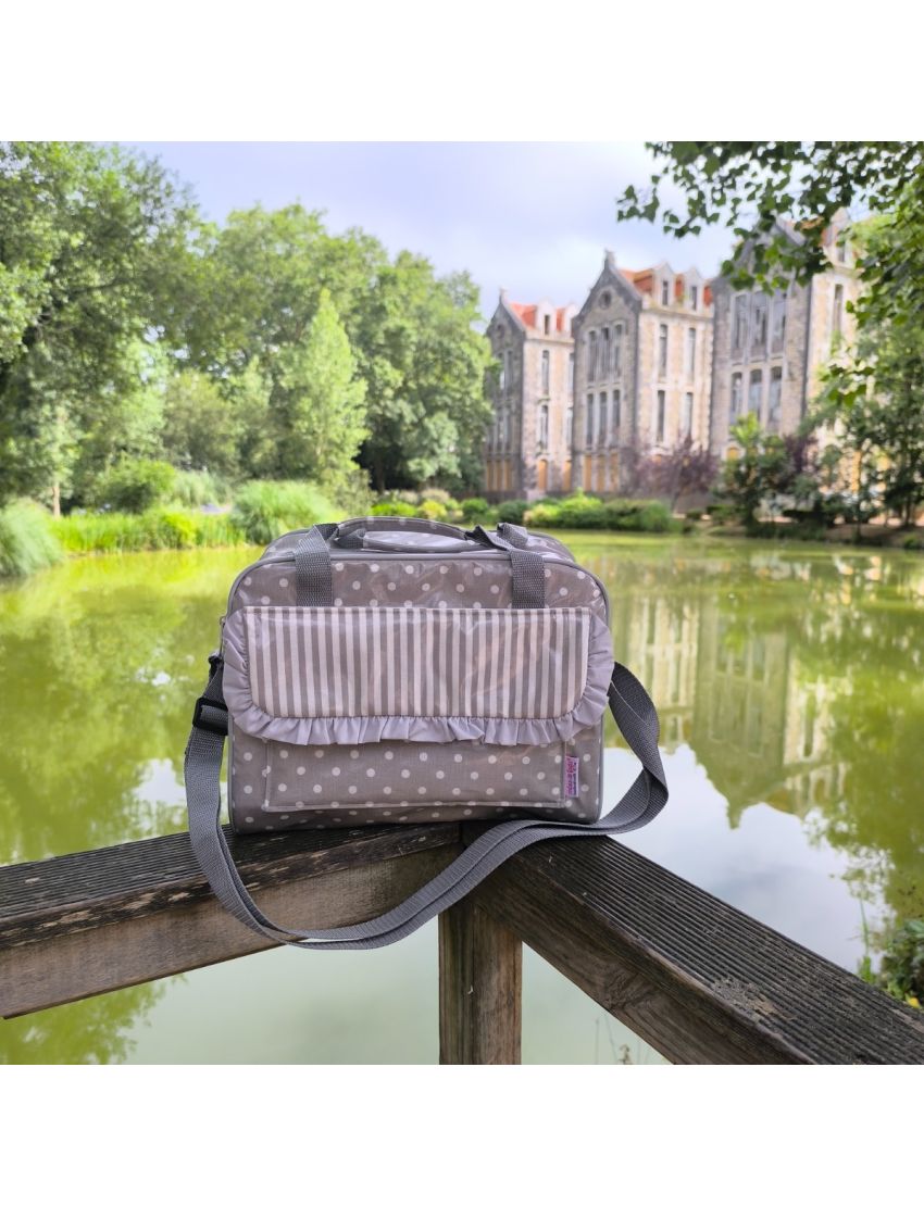 Lancheira com bolas e riscas cinza