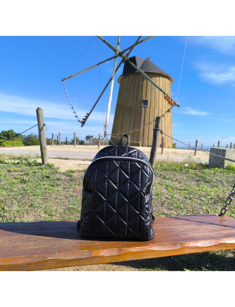 Mochila Preta - Prateado 