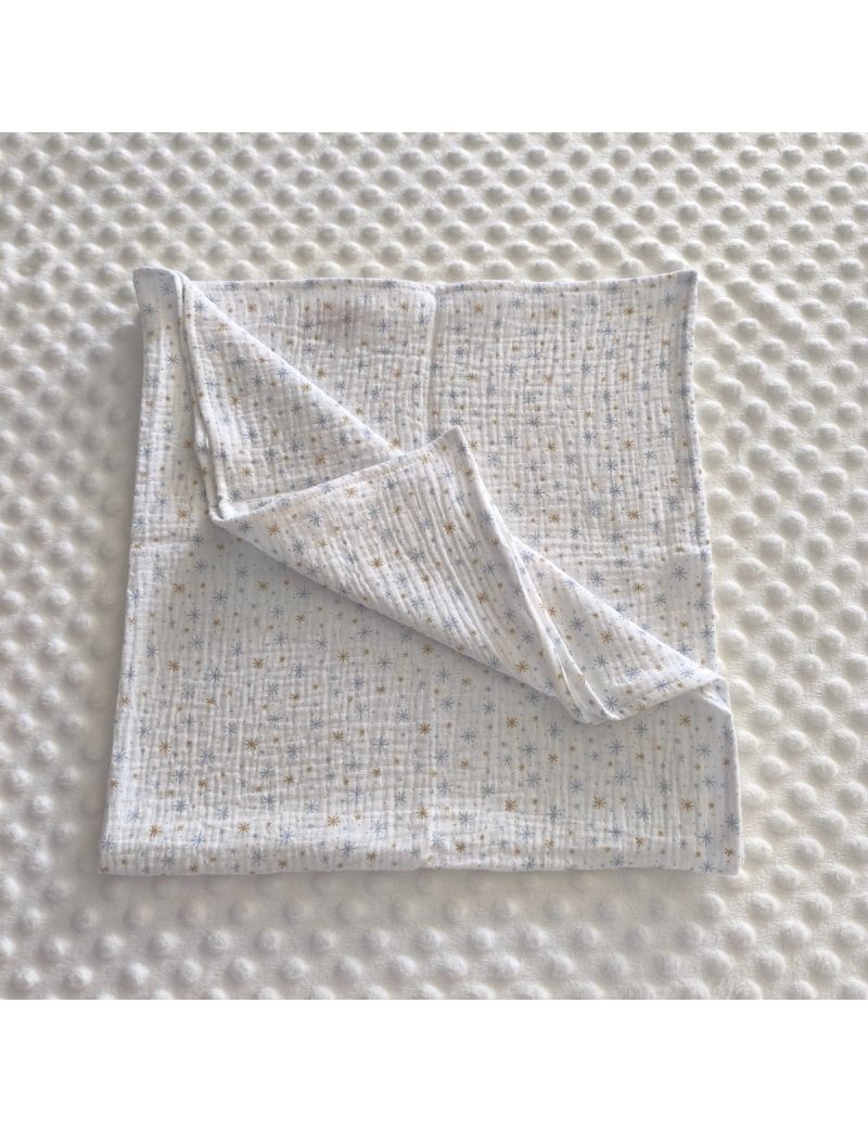 Fralda musselina branca com estrelas em bege e azul